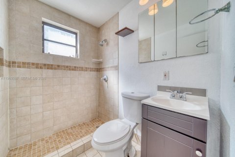 Купить виллу или дом в Майами, Флорида 5 спален, 171.59м2, № 2030087 - фото 6