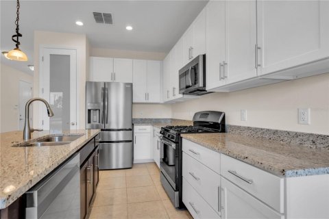 Villa ou maison à vendre à Wimauma, Floride: 2 chambres, 148.55 m2 № 2147730 - photo 9