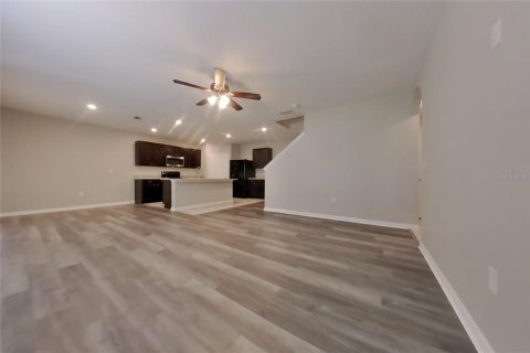 Villa ou maison à louer à Groveland, Floride: 5 chambres, 250.46 m2 № 2094981 - photo 3