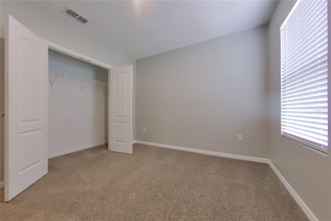 Villa ou maison à louer à Groveland, Floride: 5 chambres, 250.46 m2 № 2094981 - photo 11