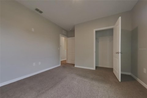 Villa ou maison à louer à Groveland, Floride: 5 chambres, 250.46 m2 № 2094981 - photo 12