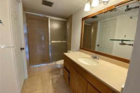 Condominio en venta en Lauderhill, Florida, 2 dormitorios, 90.3 m2 № 2083028 - foto 4