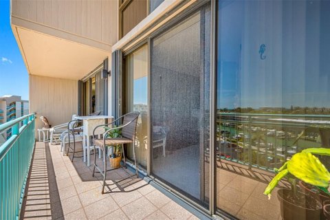 Condominio en venta en Treasure Island, Florida, 2 dormitorios, 109.16 m2 № 1653787 - foto 22