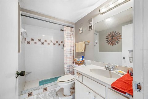 Condominio en venta en Treasure Island, Florida, 2 dormitorios, 109.16 m2 № 1653787 - foto 24