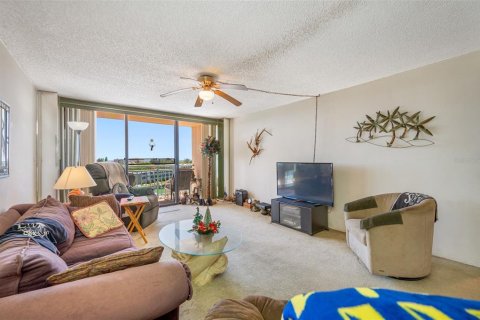 Condominio en venta en Treasure Island, Florida, 2 dormitorios, 109.16 m2 № 1653787 - foto 15
