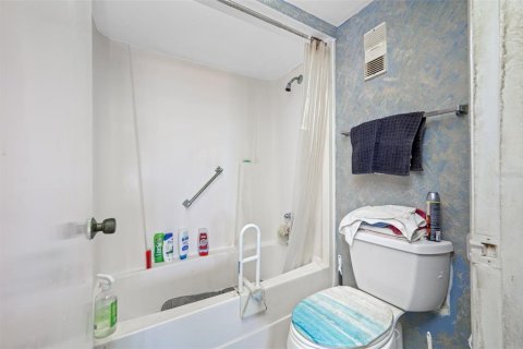 Condominio en venta en Treasure Island, Florida, 2 dormitorios, 109.16 m2 № 1653787 - foto 23