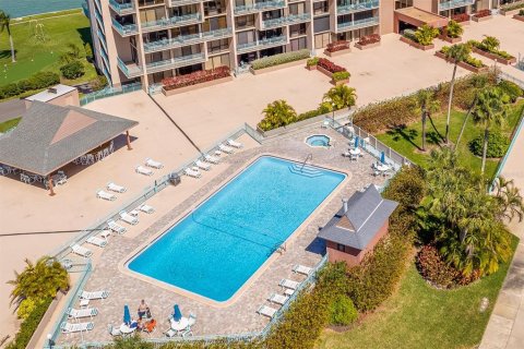 Condominio en venta en Treasure Island, Florida, 2 dormitorios, 109.16 m2 № 1653787 - foto 12