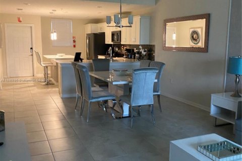 Condo in Kissimmee, Florida, 2 bedrooms  № 1846013 - photo 8