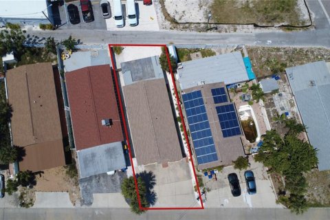 Commercial property in Madeira Beach, Florida 4 bedrooms, 128.02 sq.m. № 2091970 - photo 4