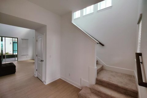 Villa ou maison à louer à Orlando, Floride: 4 chambres, 246.19 m2 № 2167838 - photo 23