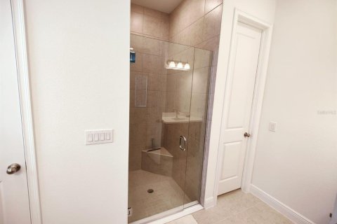 Villa ou maison à louer à Orlando, Floride: 4 chambres, 246.19 m2 № 2167838 - photo 18