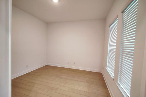 Villa ou maison à louer à Orlando, Floride: 4 chambres, 246.19 m2 № 2167838 - photo 13