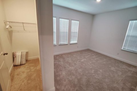 Villa ou maison à louer à Orlando, Floride: 4 chambres, 246.19 m2 № 2167838 - photo 16