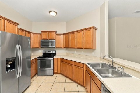 Villa ou maison à louer à Ruskin, Floride: 3 chambres, 137.96 m2 № 2407093 - photo 7