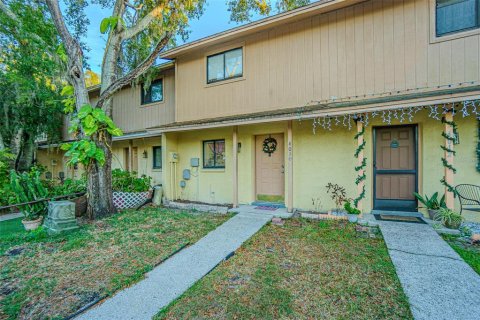 Townhouse in Tampa, Florida 2 bedrooms, 96.34 sq.m. № 2226750