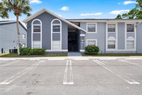 Condo à Orlando, Floride, 2 chambres  № 2123115