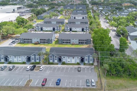 Condominio en alquiler en Orlando, Florida, 2 dormitorios, 93.46 m2 № 2123115 - foto 26