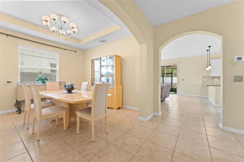 Casa en venta en Riverview, Florida, 5 dormitorios, 347.18 m2 № 2093809 - foto 8