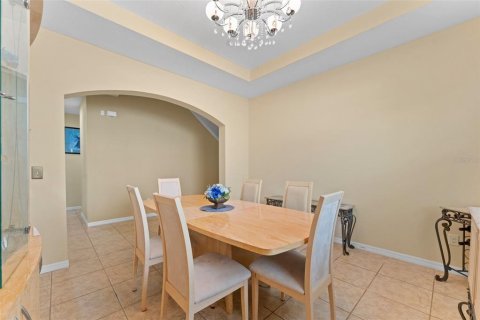 Casa en venta en Riverview, Florida, 5 dormitorios, 347.18 m2 № 2093809 - foto 9