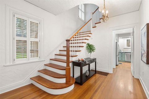 Casa en venta en Orlando, Florida, 4 dormitorios, 196.21 m2 № 2206462 - foto 9