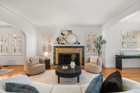 Casa en venta en Orlando, Florida, 4 dormitorios, 196.21 m2 № 2206462 - foto 12