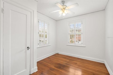 Casa en venta en Orlando, Florida, 4 dormitorios, 196.21 m2 № 2206462 - foto 30