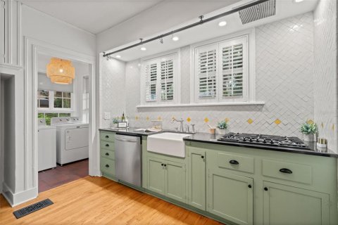 Casa en venta en Orlando, Florida, 4 dormitorios, 196.21 m2 № 2206462 - foto 19