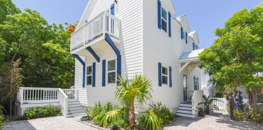 Villa ou maison à Key West, Floride 4 chambres, 200.67 m2 № 2270398