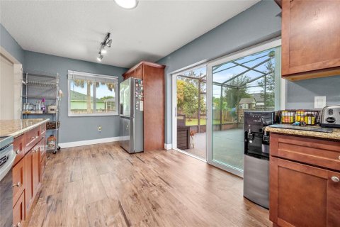 House in PORT ST LUCIE in Saint Lucie, Florida 3 bedrooms, 136.38 sq.m. № 1913462 - photo 13