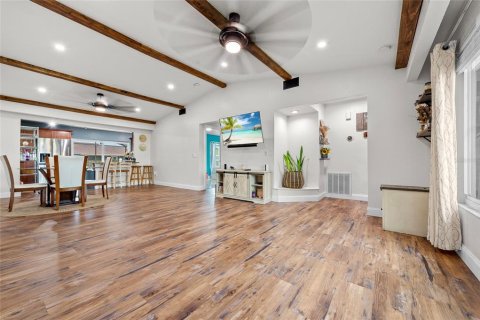 House in PORT ST LUCIE in Saint Lucie, Florida 3 bedrooms, 136.38 sq.m. № 1913462 - photo 5