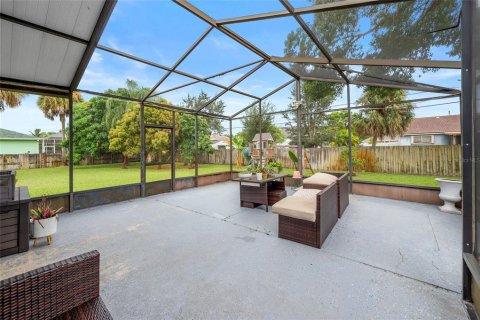 House in PORT ST LUCIE in Saint Lucie, Florida 3 bedrooms, 136.38 sq.m. № 1913462 - photo 29