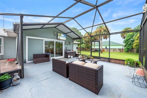 House in PORT ST LUCIE in Saint Lucie, Florida 3 bedrooms, 136.38 sq.m. № 1913462 - photo 25