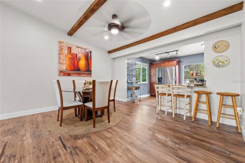 House in PORT ST LUCIE in Saint Lucie, Florida 3 bedrooms, 136.38 sq.m. № 1913462 - photo 7