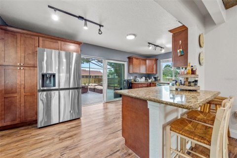 House in PORT ST LUCIE in Saint Lucie, Florida 3 bedrooms, 136.38 sq.m. № 1913462 - photo 9