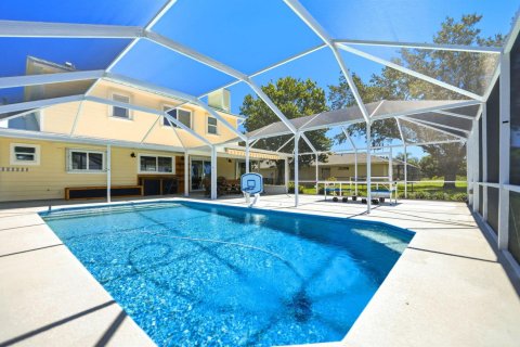 Casa en venta en St. Lucie, Florida, 4 dormitorios, 228.35 m2 № 2177055 - foto 14