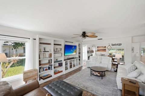 Casa en venta en St. Lucie, Florida, 4 dormitorios, 228.35 m2 № 2177055 - foto 18