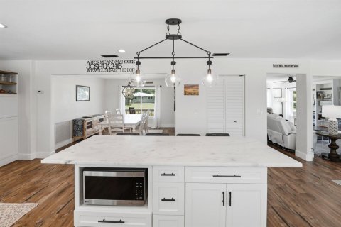 Casa en venta en St. Lucie, Florida, 4 dormitorios, 228.35 m2 № 2177055 - foto 30