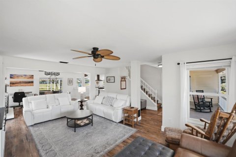 Casa en venta en St. Lucie, Florida, 4 dormitorios, 228.35 m2 № 2177055 - foto 17