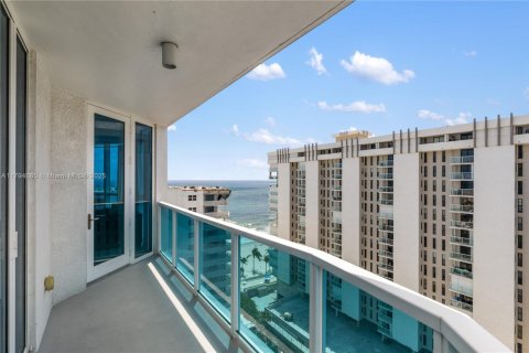 Condominio en alquiler en Pompano Beach, Florida, 2 dormitorios, 234.95 m2 № 1735760 - foto 28