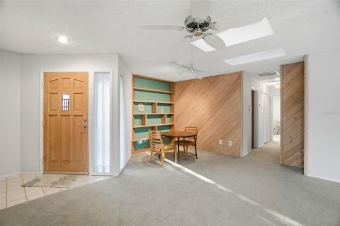 House in Palm Harbor, Florida 2 bedrooms, 144 sq.m. № 2233407 - photo 16