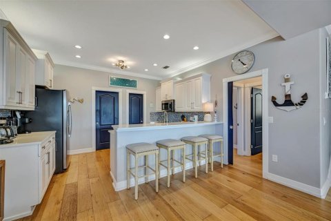 Villa ou maison à vendre à Holmes Beach, Floride: 4 chambres, 234.49 m2 № 2400896 - photo 19