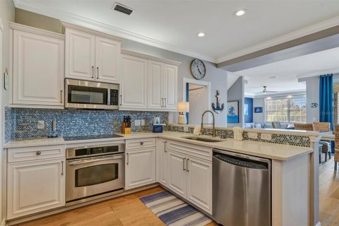 Villa ou maison à vendre à Holmes Beach, Floride: 4 chambres, 234.49 m2 № 2400896 - photo 13