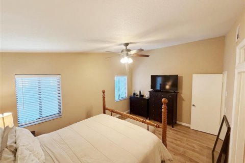 House in Coral Springs, Florida 3 bedrooms, 158.86 sq.m. № 2253032 - photo 27