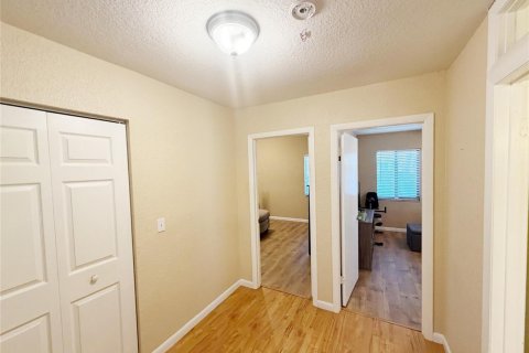 House in Coral Springs, Florida 3 bedrooms, 158.86 sq.m. № 2253032 - photo 18