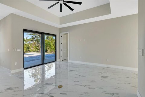 House in Rotonda, Florida 4 bedrooms, 163.51 sq.m. № 1273175 - photo 17
