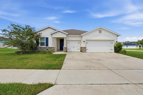 House in Ocala, Florida 4 bedrooms, 263.47 sq.m. № 2299622