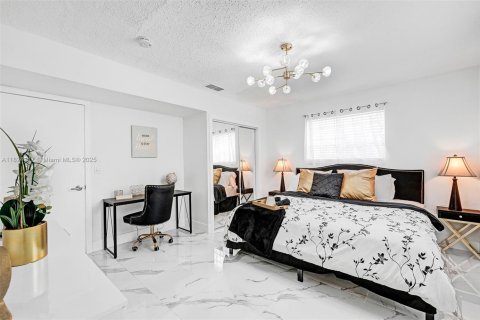 Condo in Hollywood, Florida, 2 bedrooms  № 1790211 - photo 15