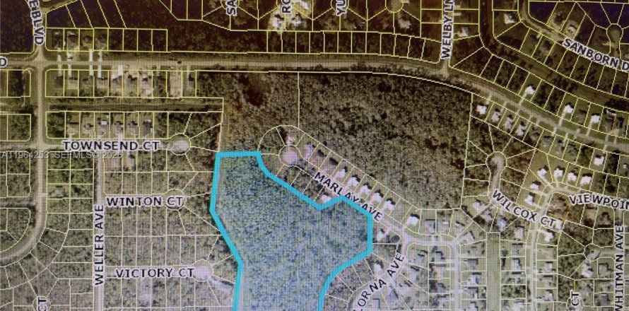 Terreno en Lehigh Acres, Florida № 2081098