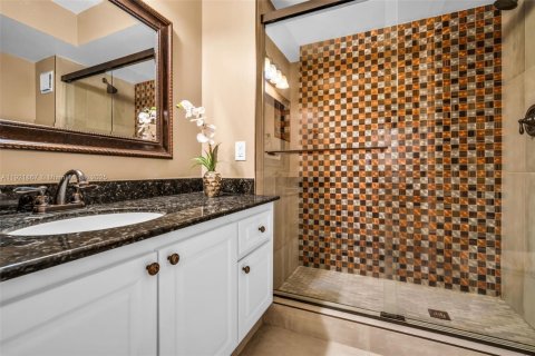 Купить кондоминиум в Помпано-Бич, Флорида 2 спальни, 117.06м2, № 1975784 - фото 28