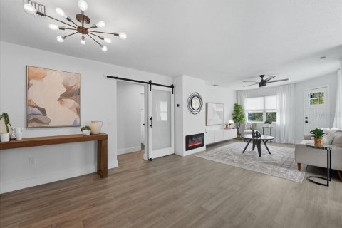 Casa en venta en Orlando, Florida, 3 dormitorios, 127.74 m2 № 1900100 - foto 9